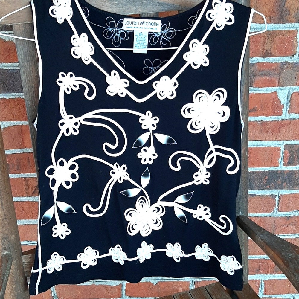 Ladies fancy top